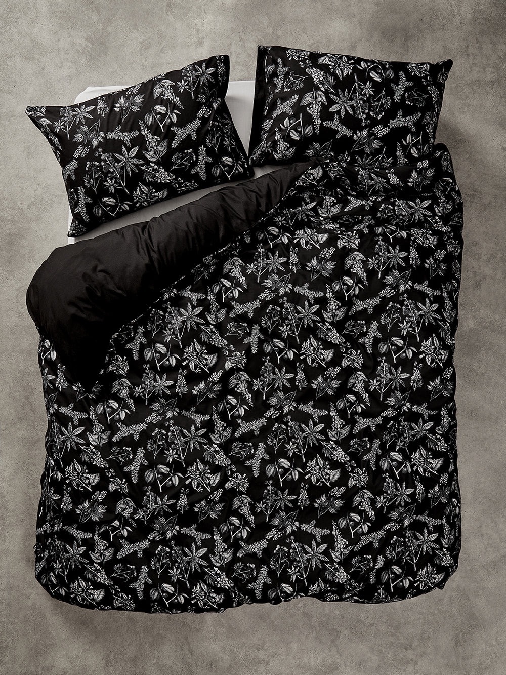 Disturbia Black and White Botanical Reversible Duvet Cover